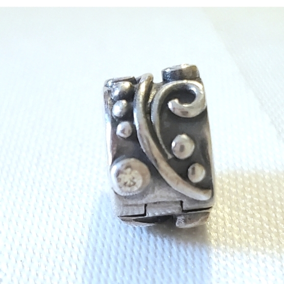 Pandora Tendril Cubic Zirconia Clip Charm 925 Sterling Silver 790380 - Picture 2 of 6